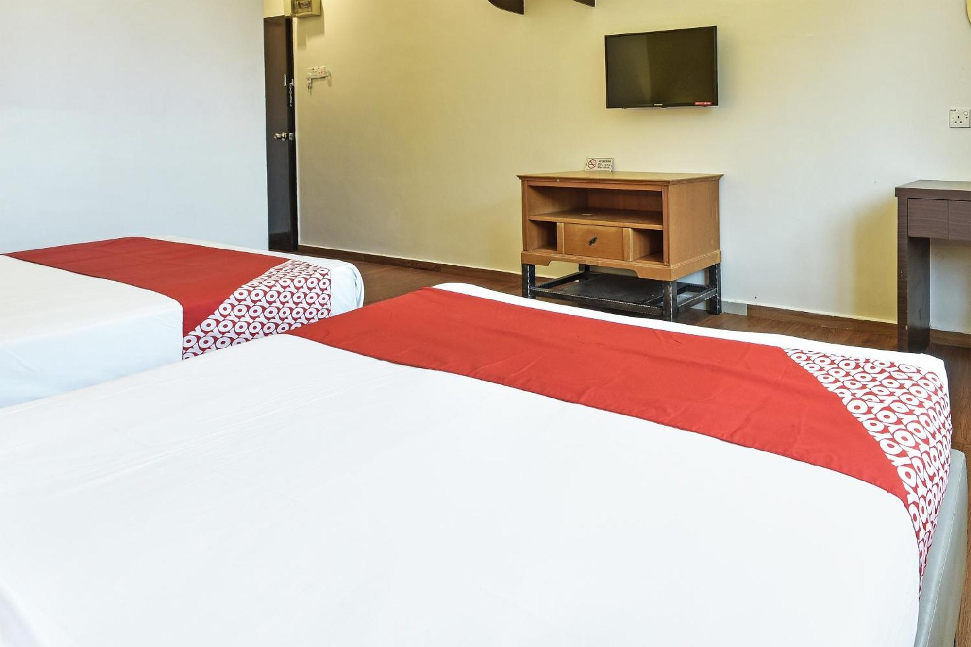 Super Oyo 44036 Hotel De Perdana Hill Batu Pahat Eksteriør bilde