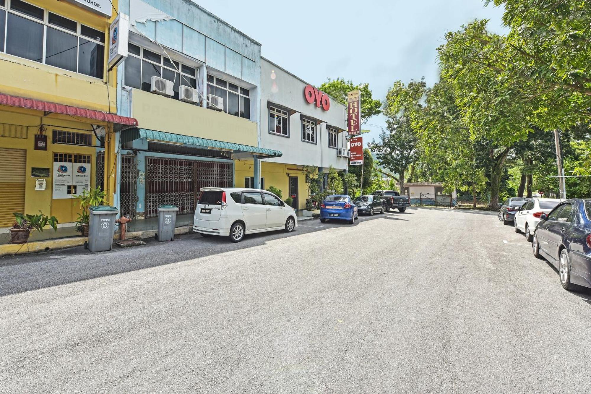 Super Oyo 44036 Hotel De Perdana Hill Batu Pahat Eksteriør bilde