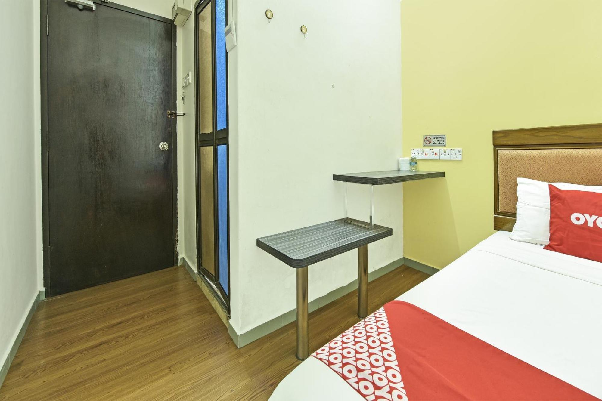 Super Oyo 44036 Hotel De Perdana Hill Batu Pahat Eksteriør bilde