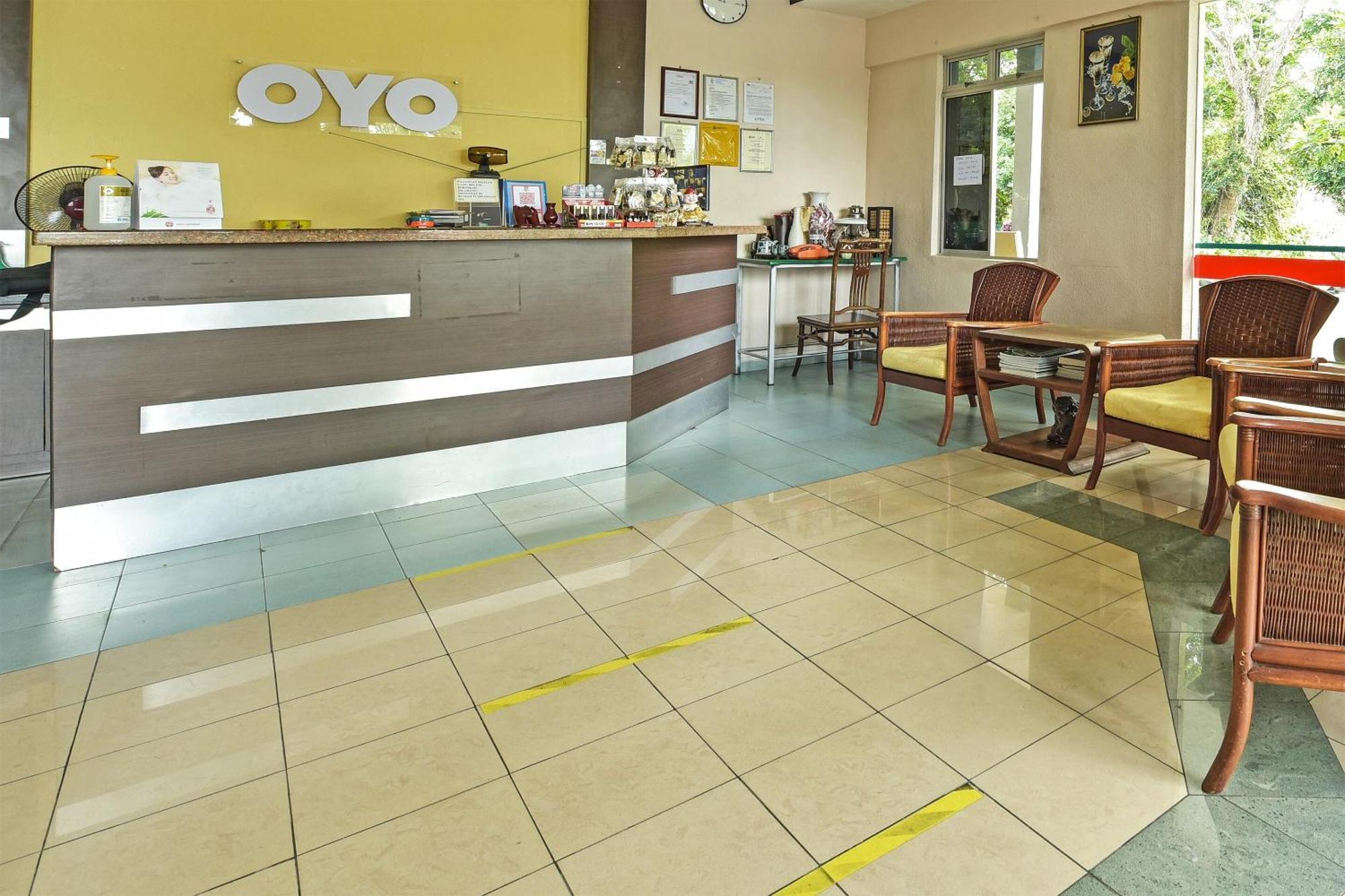 Super Oyo 44036 Hotel De Perdana Hill Batu Pahat Eksteriør bilde