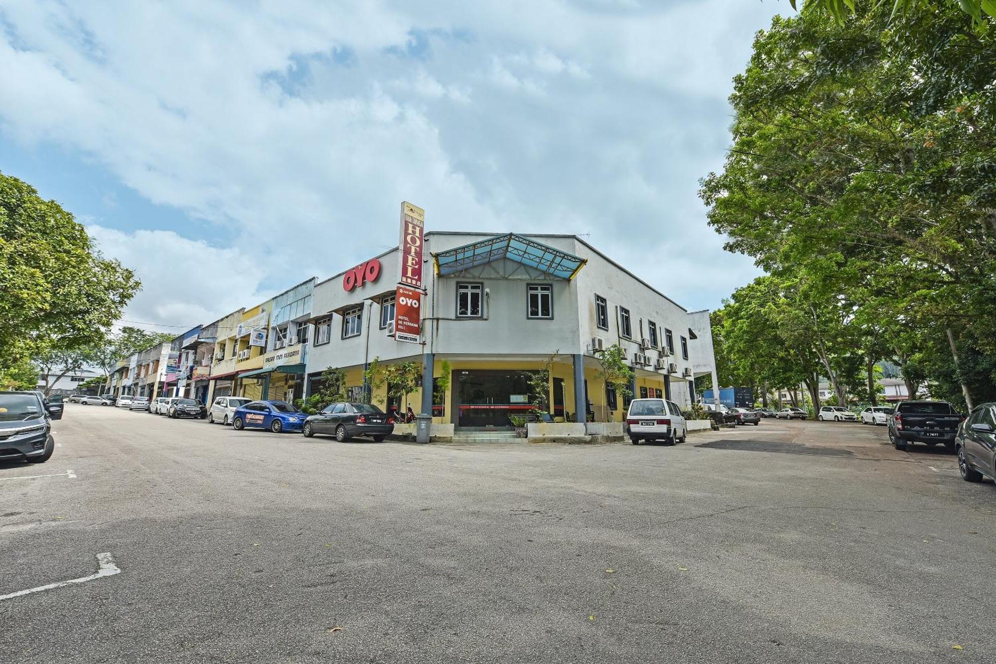 Super Oyo 44036 Hotel De Perdana Hill Batu Pahat Eksteriør bilde